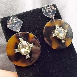 VINTAGE #5 BRAND TORTOISESHELL LUCITE RHINESTONES SILVERY PIERCED EARRING 31